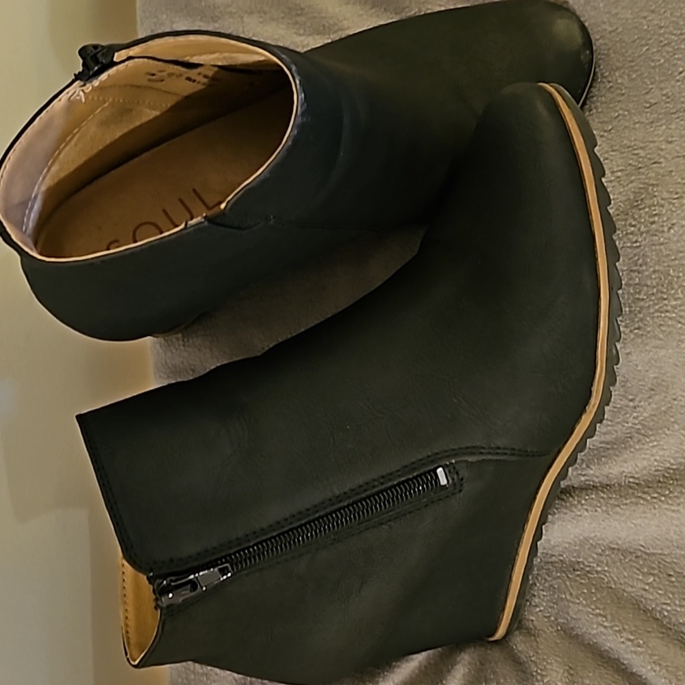 Black Wedge Boots